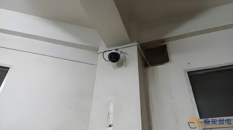 如何提高摄像头的防尘效果？